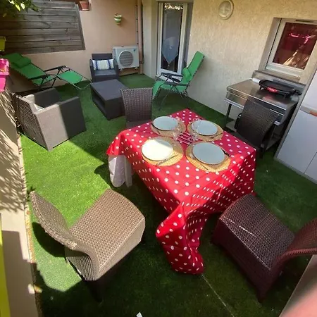 T2 Rd Jardin Grande Terrasse Coeur 2 M Clim Garage Wifi * Sainte-Maxime