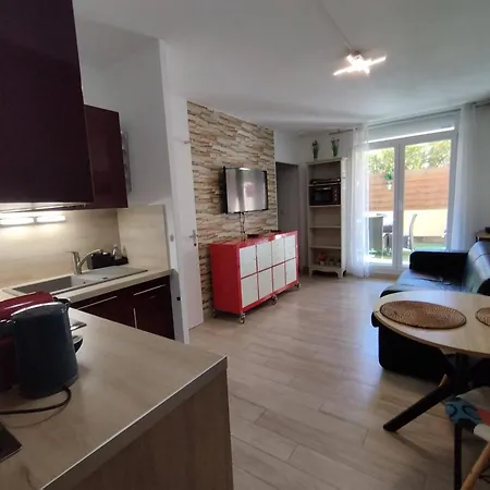 Residence Le Victoria Hyper Centre Grande Terrasse Plage 2 M Clim Garage Wifi Apartment *